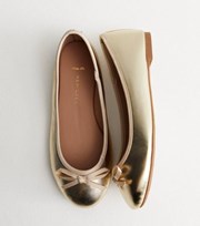 New Look Wide Fit Gold Bow Ballet Pumps